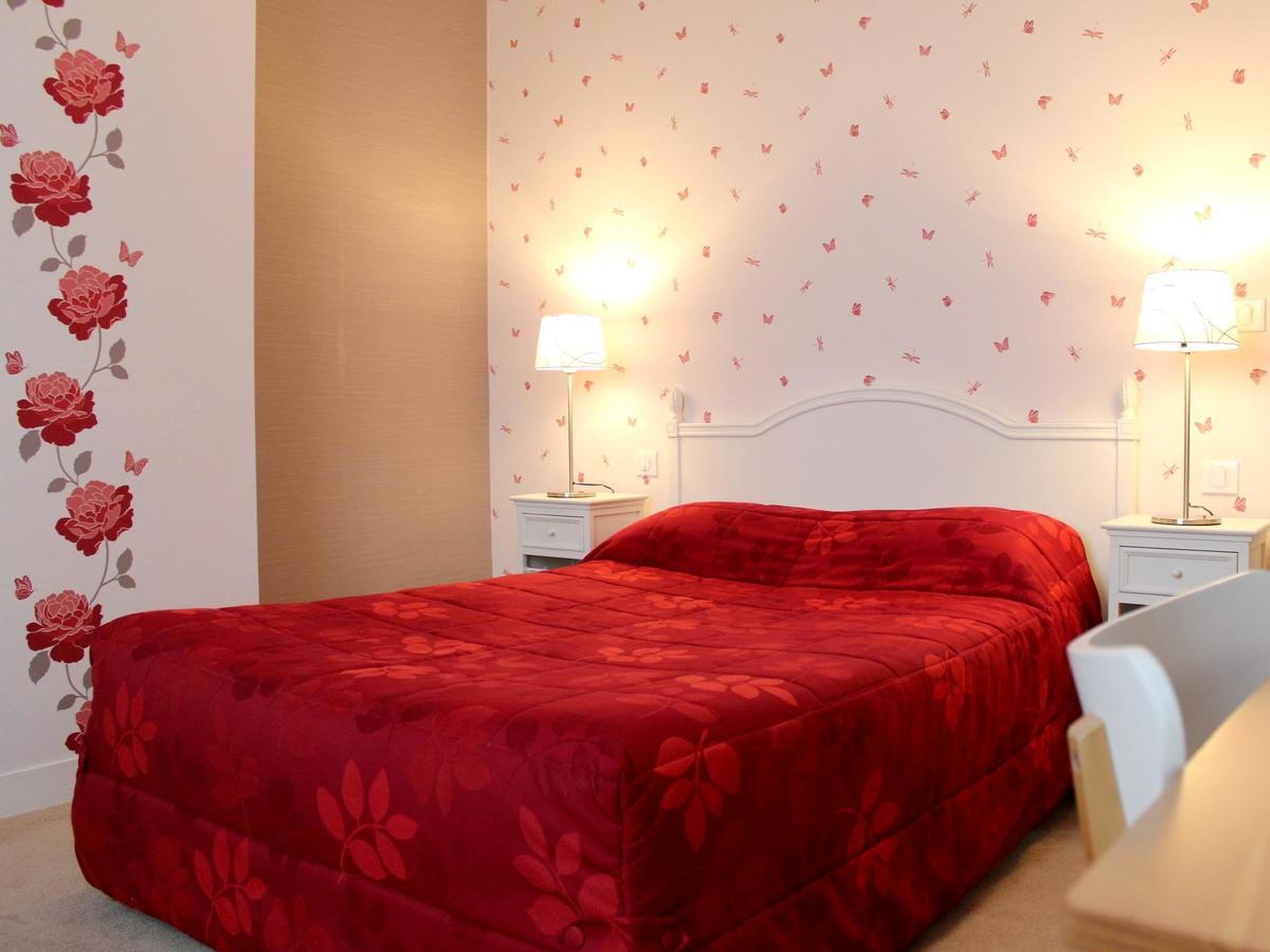 Hotel Les Aubepines 일리에 외부 사진