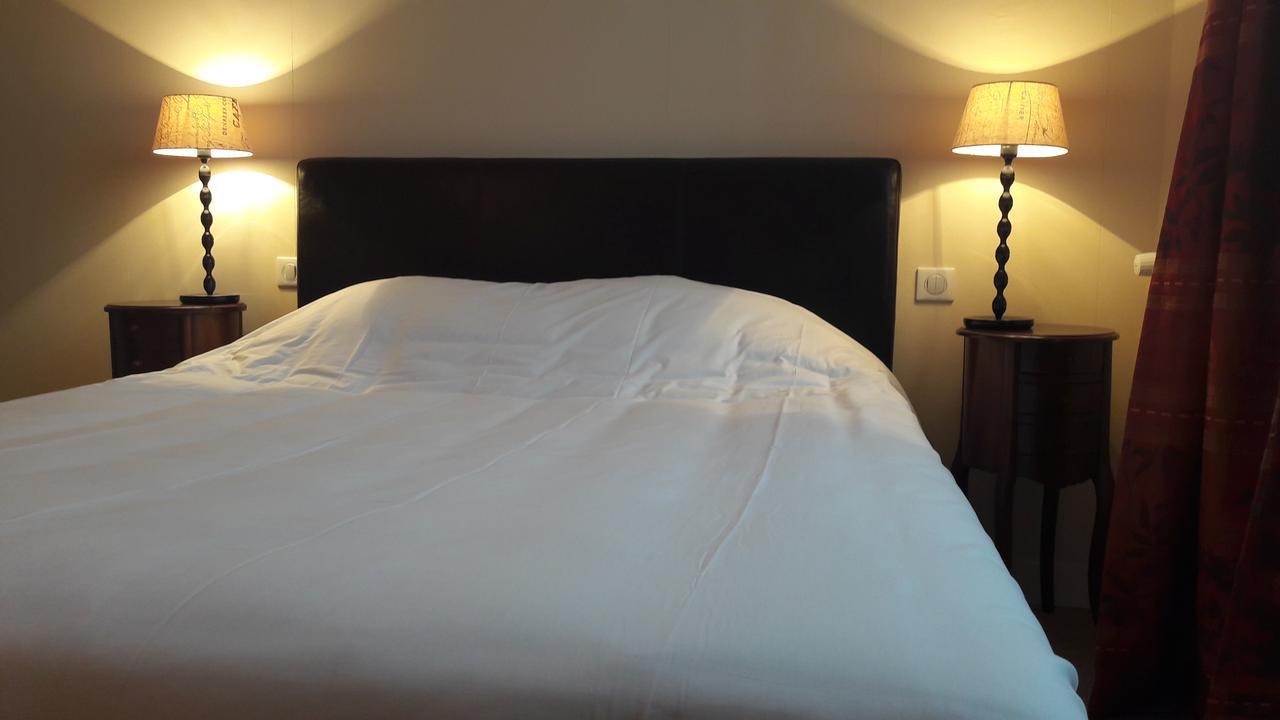 Hotel Les Aubepines 일리에 외부 사진