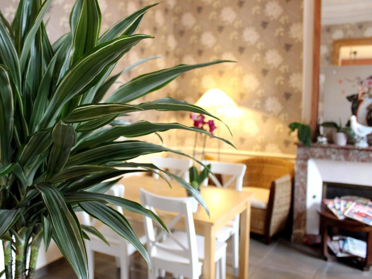 Hotel Les Aubepines 일리에 외부 사진