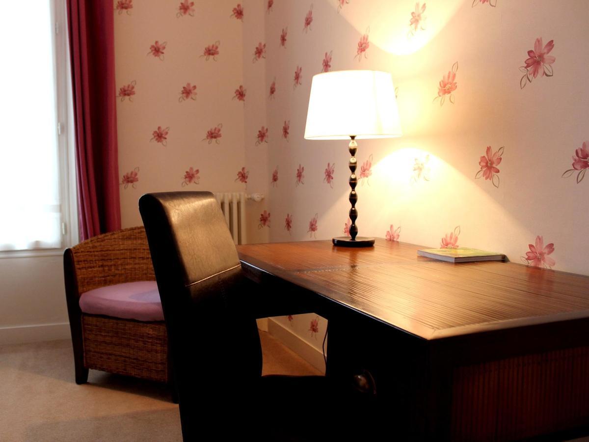 Hotel Les Aubepines 일리에 외부 사진
