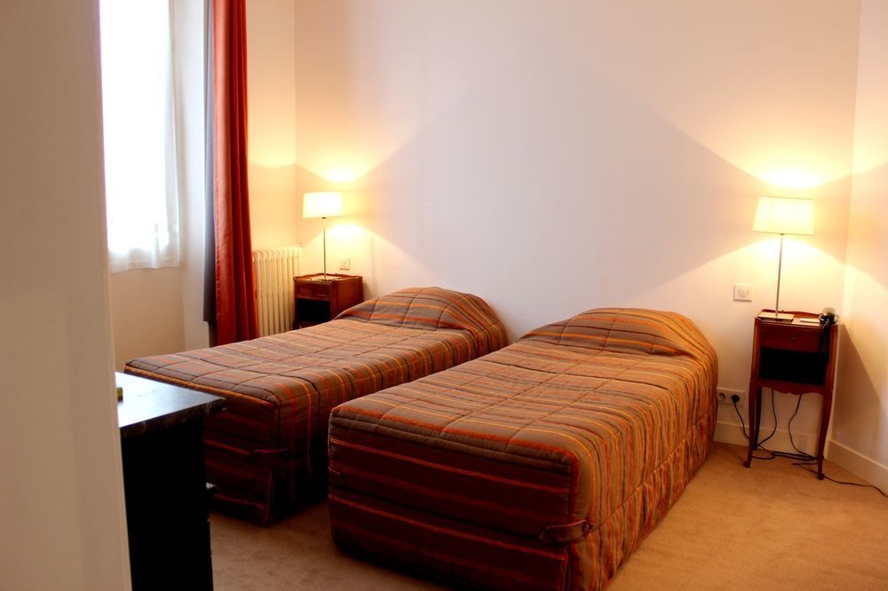 Hotel Les Aubepines 일리에 외부 사진